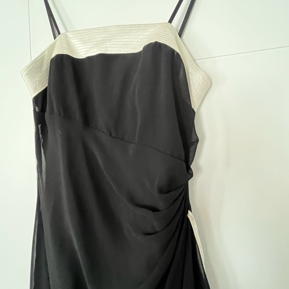 MELANIE LYNE Asymmetric DRESS IN EUC; SIZE 10; Spagetti strap - Picture 5 of 5